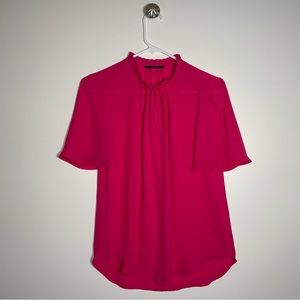 TAHARI women’s pleated ruffle neck blouse magenta
